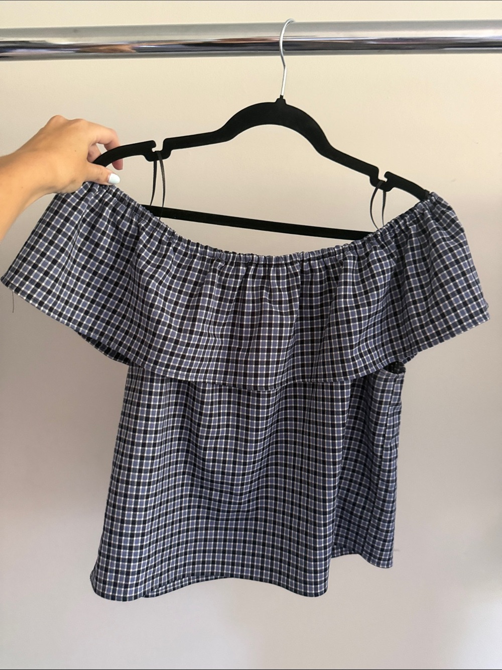 Off-Shoulder Plaid Blouse in Navy